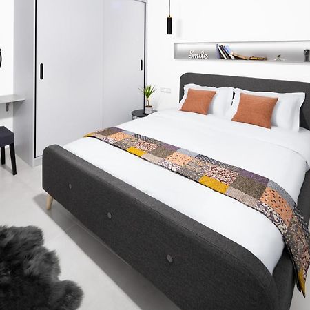 Andos Cozy & Luxury Upgraded Apartments Atenas Exterior foto