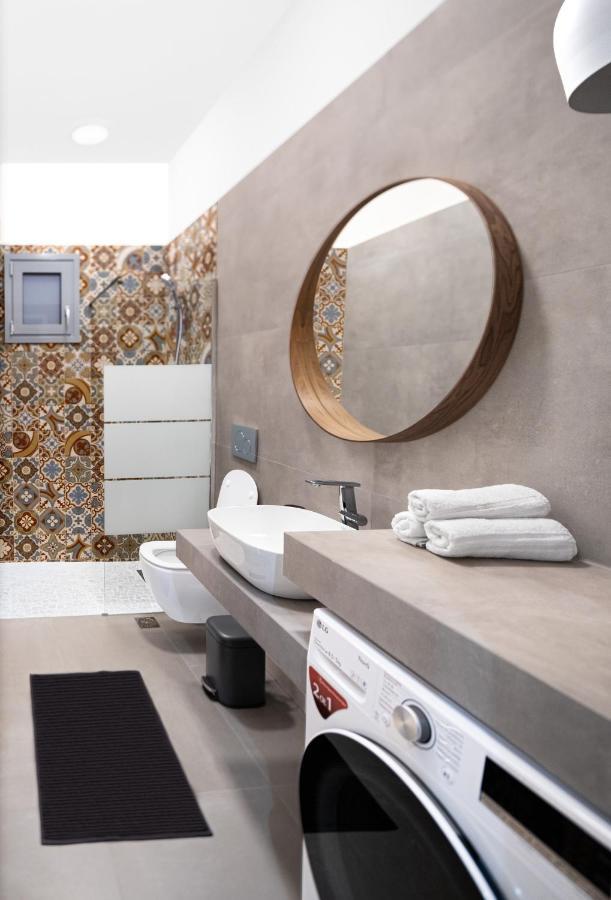 Andos Cozy & Luxury Upgraded Apartments Atenas Exterior foto